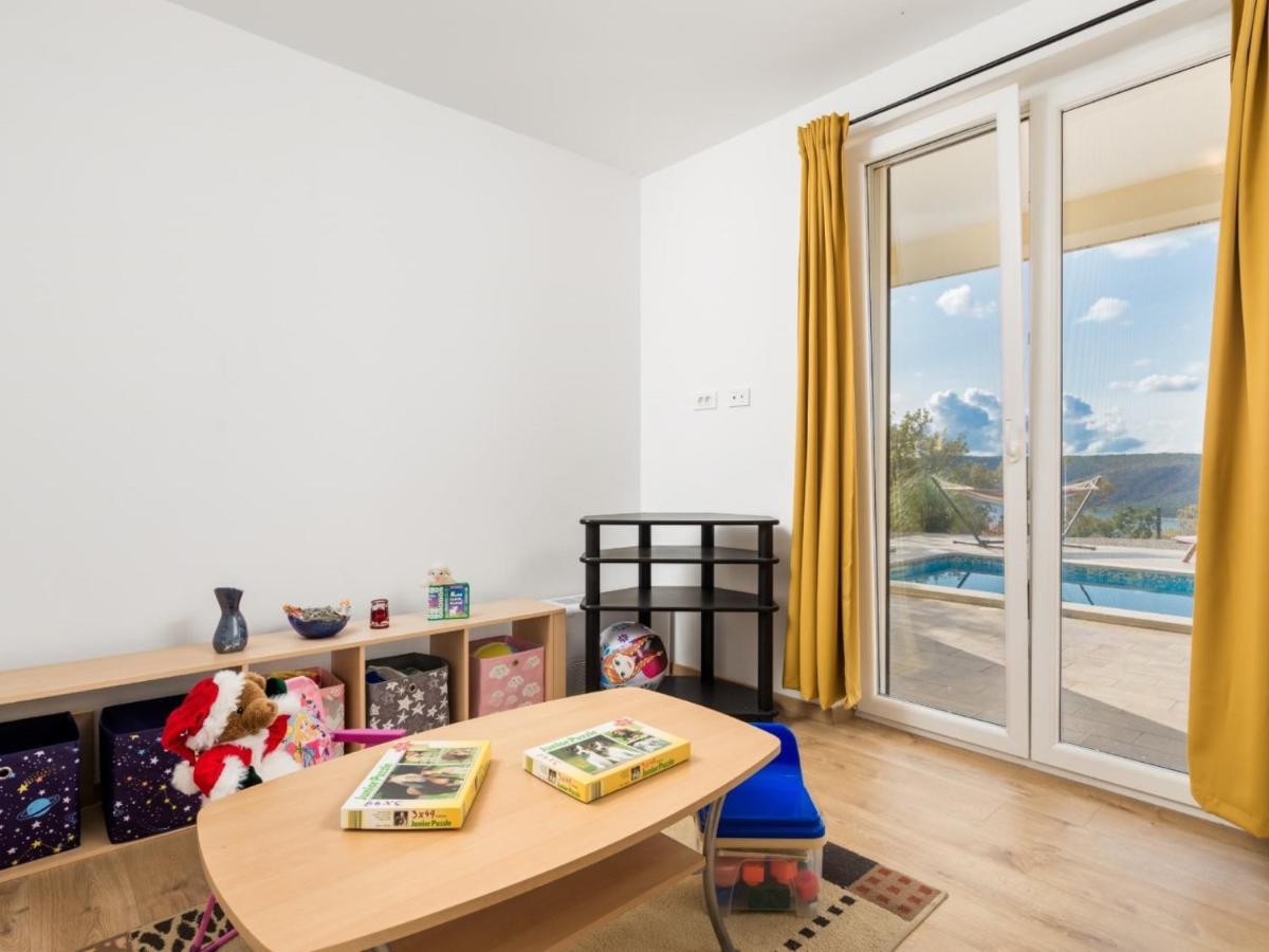 Villa Valente With Pool Labin  Exterior foto